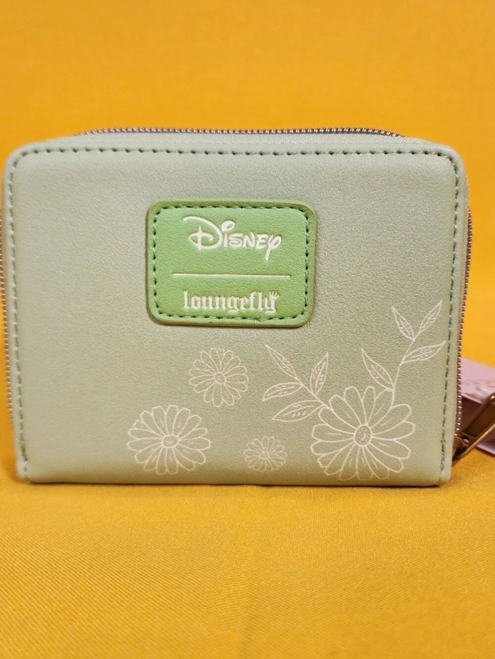 Loungefly Disney Princess Beauty And The Beast Belle Reading Books Zip Wallet